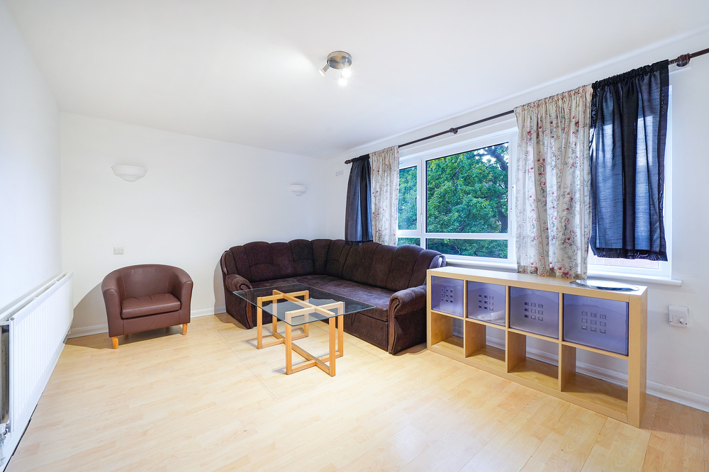house or flat for sale or rent in south west London